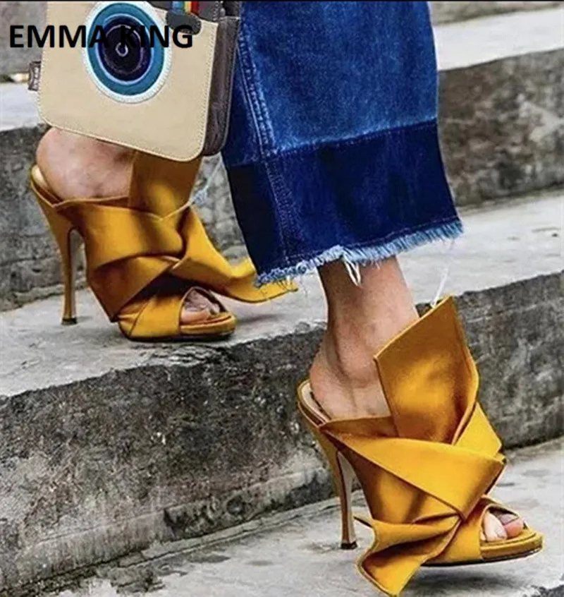 

EMMA KING 2019 Luxury Bow-Knot Designer Party Wedding Slippers Woman Silk Satin High-Heeled Sandals Female Fashion Shoes Mules