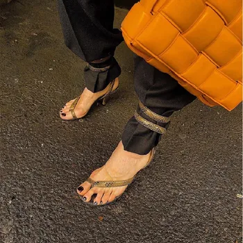 

2020 Fashion Women Snake Women Sandals High Quality Genuine Leather Brand Clip-on High Heels Shoes Ladies Summer Sandals