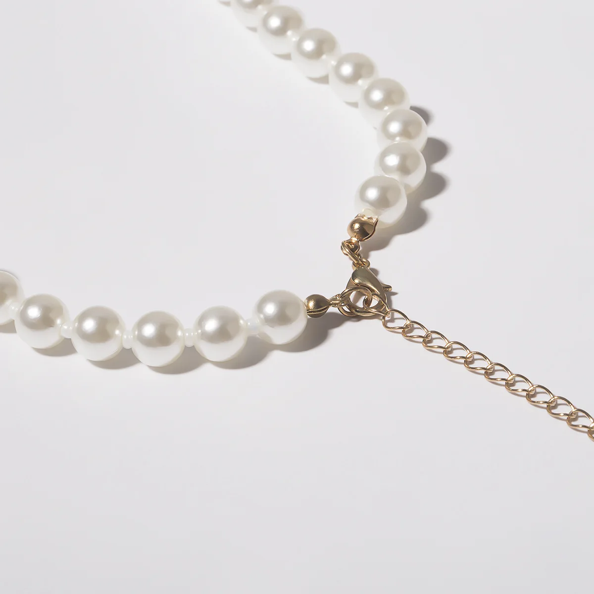 New design cross-border jewelry creative simple scallop personality multi-element Pearl shell single-layer temperament necklace