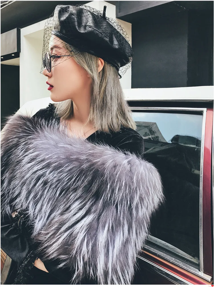 Hot Selling Warm Windproof Women's Winter Scarf Three Colors Comfortable Woman's Accesories New Genuine Raccoon Fur Scarf