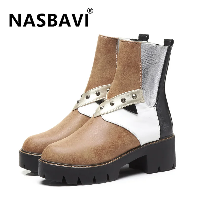 

British Style Ankle Boots Women Leather Mid Heels Flats Shoes Rivets Round Toe fashion warm non-slip Women Footwear Size 34-43