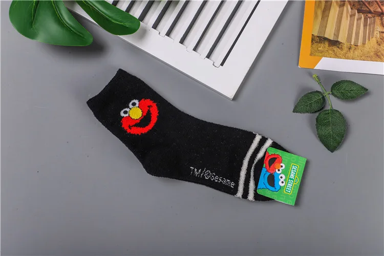 Gudetama коралловый флис Crew Socks женские теплые хлопковые Забавные милые Kawaii Happy Sock мультфильм уличная одежда с мотивами из аниме мода Улица Сезам