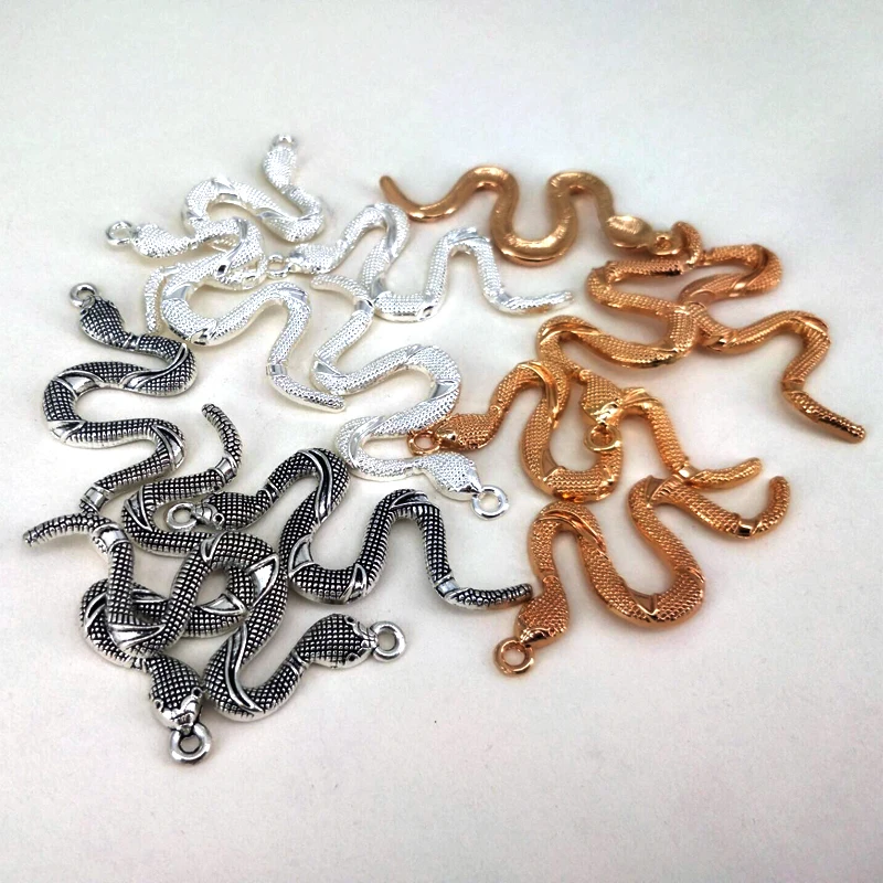 Hzew 8Pcs Snake Charms Animal Snake Viper Cobra Ciondolo Fit Collana Bracciale Donna Uomo Collana Con Ciondolo