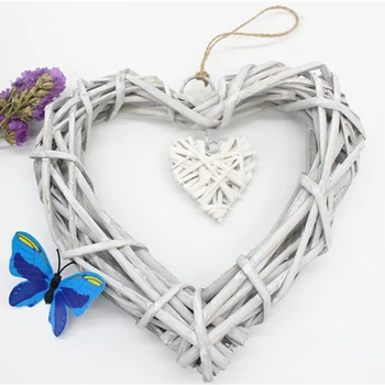

1x Artificial Wreaths Rattan Home Garden Pendant Heart Wooden Hanging Ornaments