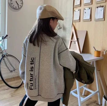 

2020 late autumn thick letters long-sleeved loose Korean style sweater in the big kids plus velvet mid-length sweater