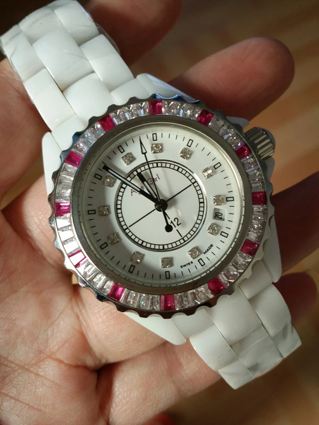 Mens ColorFul Новые мужские и женские роскошные японские Кварцевые черные и белые керамические Дата бриллианты круглые часы розовые синие алмазные BAUGETTES ободок женские часы - Цвет: Mens ColorFul