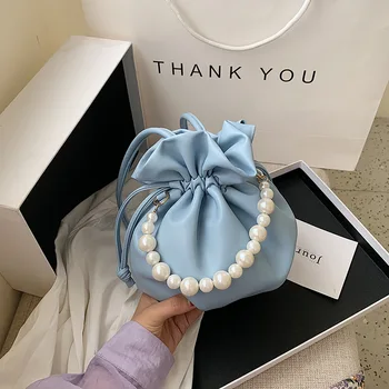 

Small bag female bag 2020 summer new net red fashion messenger bag wild pleated shoulder bucket bag
