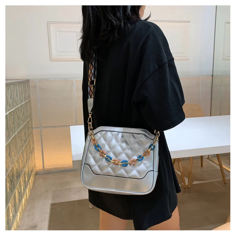 Сумки для женщин Сумка женская брендовая Оригинальность Дизайн сумки большая сумка женская цепь Портативная сумка на плечо модная сумка-мессенджер