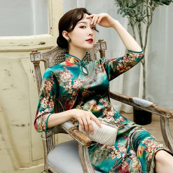 

Velvet Midi Chinese Prom Dress Lady Classic Sexy Novelty Qipao Mandarin Collar Cheongsam Vintage Button Embroidery Vestidos