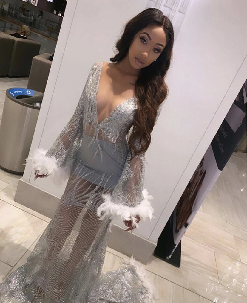 Sexy Long Mermaid Prom Dresses Deep V Neck Sweep Strain Long Sleeve White Feather Formal Evening Dress Party Gowns