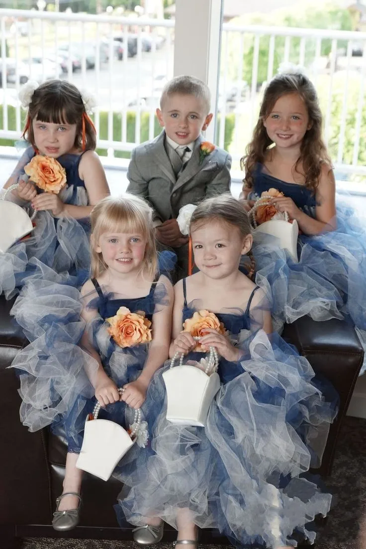 ; Casamento komunionkleid; коллекция года; Вечерние платья на бретелях; Роскошные платья для причастия для маленьких девочек; Детские Платья с цветочным узором для девочек