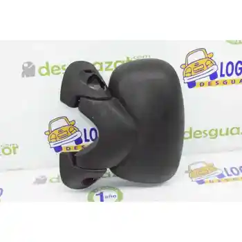 

LEFT REARVIEW RENAULT TRAFIC COMBI (AB 4.01)