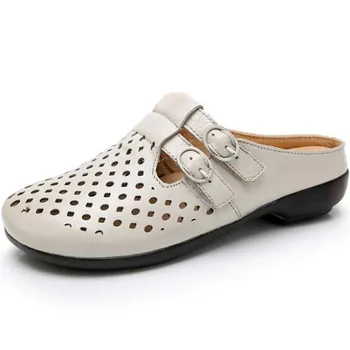 

2020 New Summer Round Head Hollow Genuine Leather Sandals Casual Beach Slippers Soft Comfort Fashion Flat Sandals Women Sandals