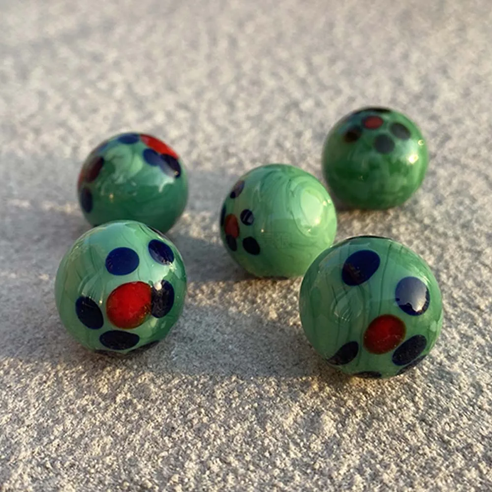 Description Picture 6 of itemG1 Home Decoration Crystal Ball Glass Ball Stained Glass Photography Accessories Vase Fish Tank Room Decor Christmas Balls 16MM