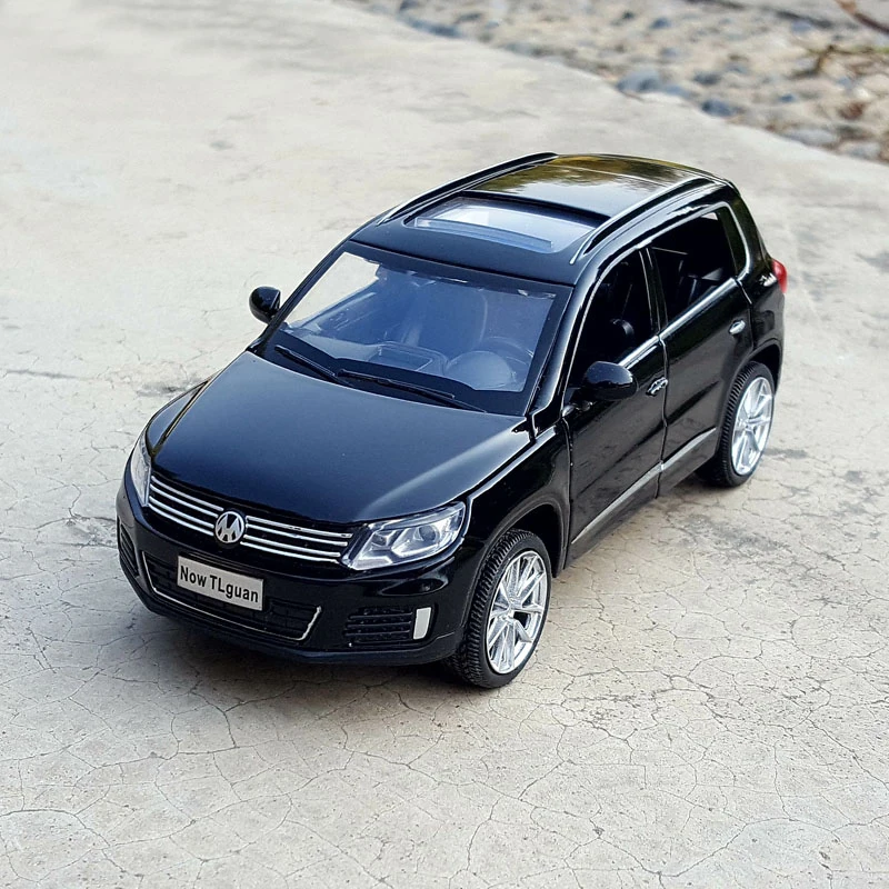 1:32 VW Tiguan литой металлический внедорожник модель автомобиля из сплава для детей
