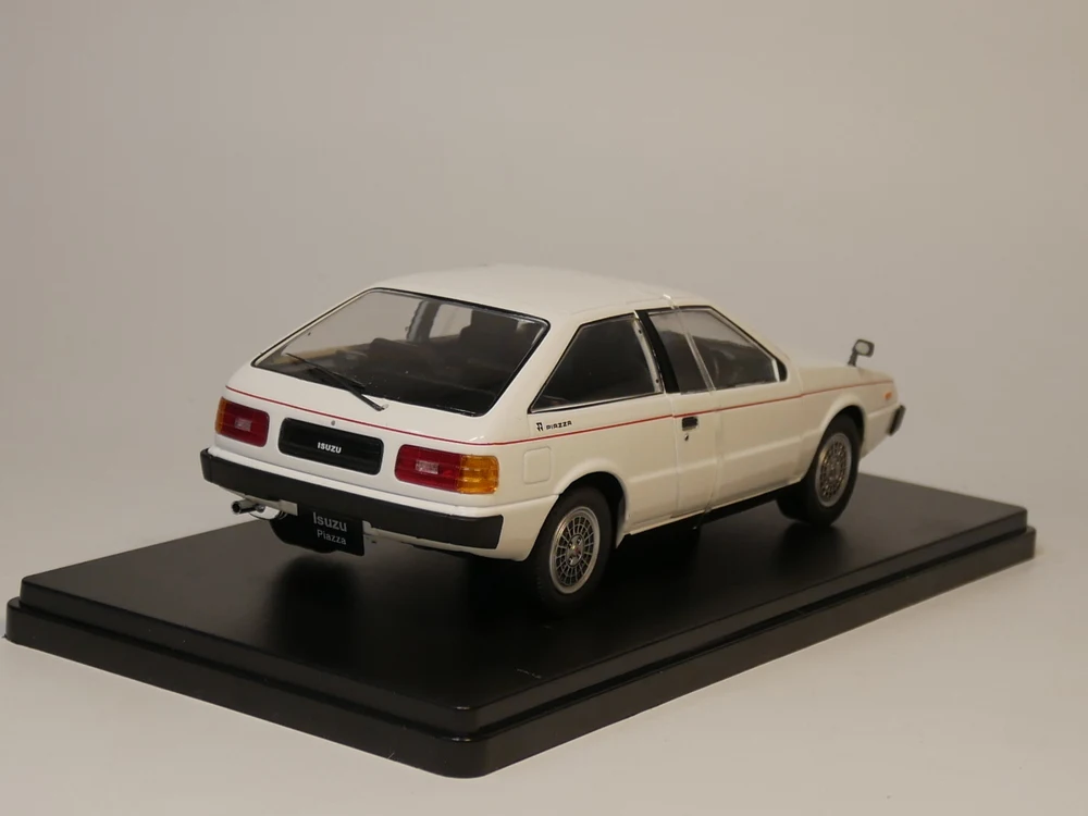 Hachette 1:24 ISUZU Piazza 1981 японская автомобильная коллекция литой модельный автомобиль