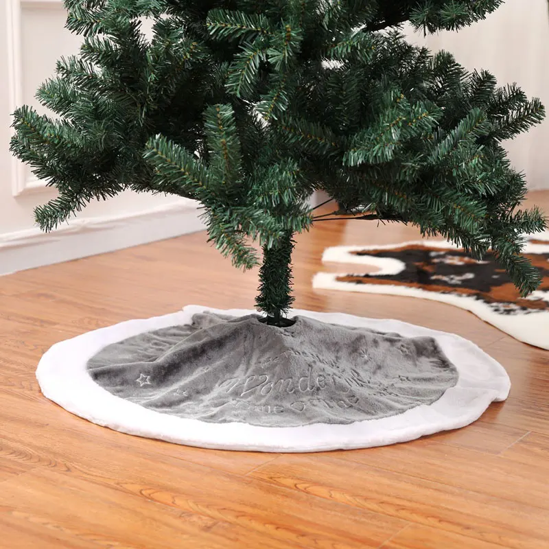 White Gray 90CM English Christmas Embroidered Tree Skirt Short Plush Home Mat Scene New Year Decoration Carpet - Цвет: White gray 90cm