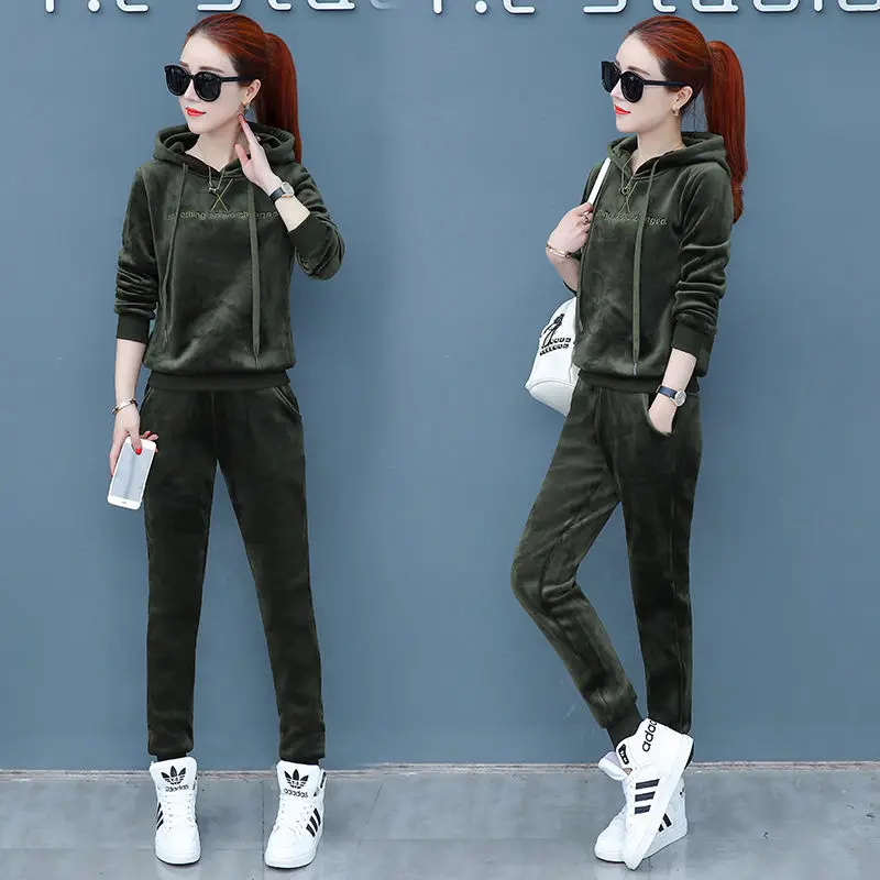 army green Matching Sets Autumn Plus Size Casual Loose Velvet Tracksuits 2 Pieces Set Women High Elastic Hooded Sweatshirts And Harem Pants - Цвет: army green