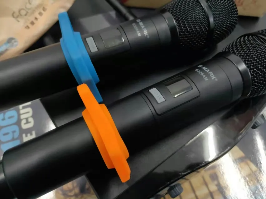 Отзыв о товаре Беспроводной микрофон G-MARK G320AM, профессиональный, UHF, 2 канала, микрофон для караоке, ручной, автоматическая настройка частоты, 100 м от пользователя E***r