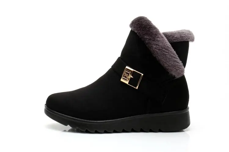 Winter Snow Boots Women 2021 Thick Plush Warm Ankle Boots Women Zipper Soft Comfortable Outdoor Ankle Boots Mother Cotton Shoes