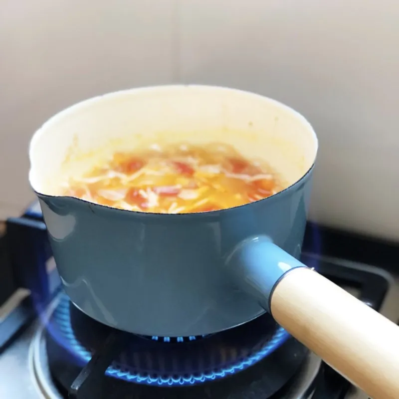 Эмалированная кастрюля для молока с одной ручкой деревянная эмалированная утолщение с протекающим ртом 15 см индукционная плита Универсальный антипригарный молочный горшок