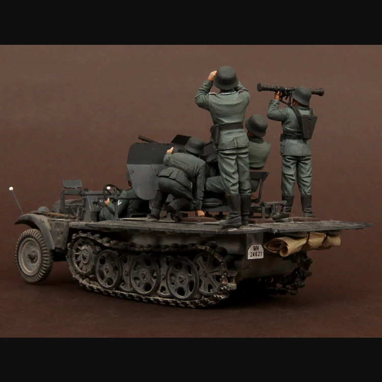 1/35 масштаб resin смола фигура Sd. Kfz.104 мех 2 см FlaK 30 команда не содержит бронированных автомобилей