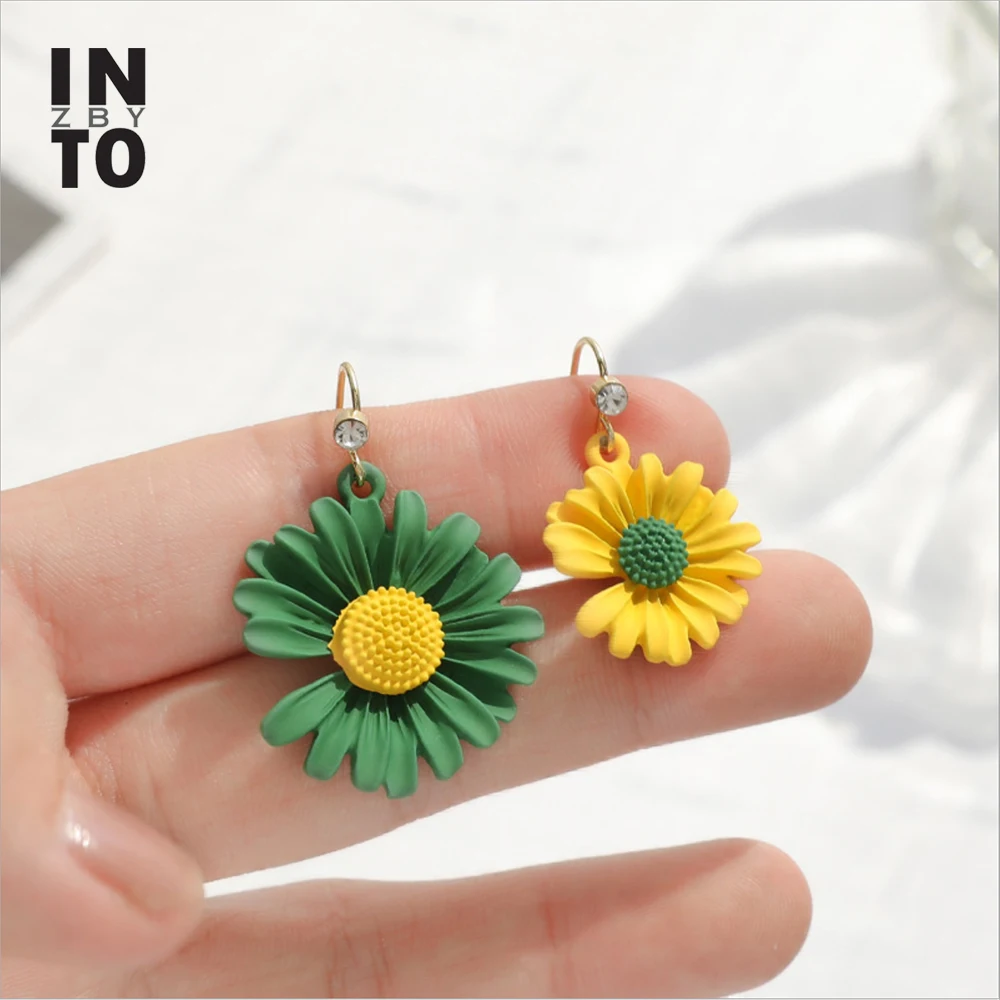 Женские Асимметричные висячие серьги Into Crystal Flower Daisy модные ювелирные украшения