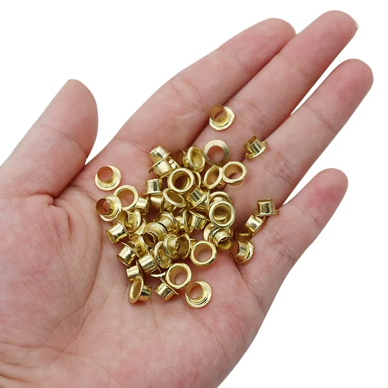 4389015643_1185384007