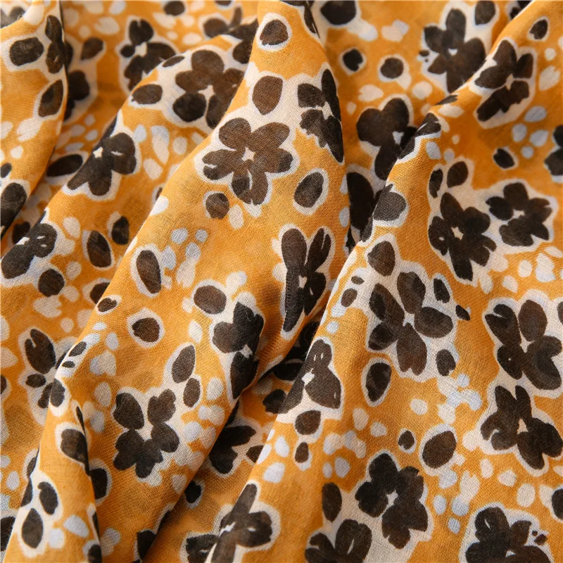 13353795615_906224695