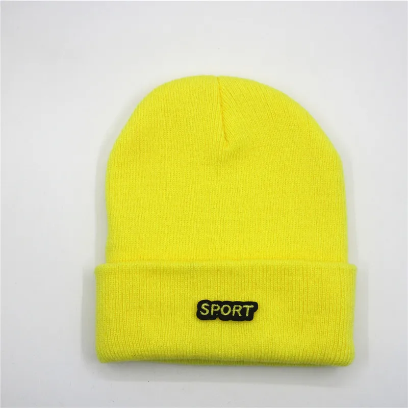 Спортивная утолщенная вязаная шапка LDSLYJR с вышитыми буквами, зимняя теплая шапка Skullies, шапка бини для мужчин и женщин 224 - Цвет: Цвет: желтый