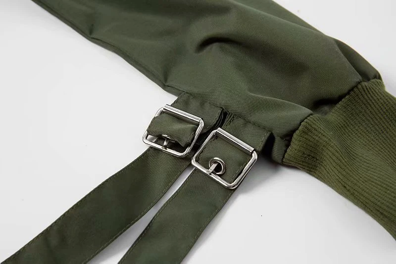 9508279241_650631000