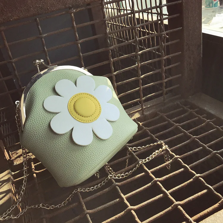

New Style Fashion And Personality Stereo Sun Flower Lock Shell WOMEN'S Bag Simple Versatile Chain Shoulder Bag