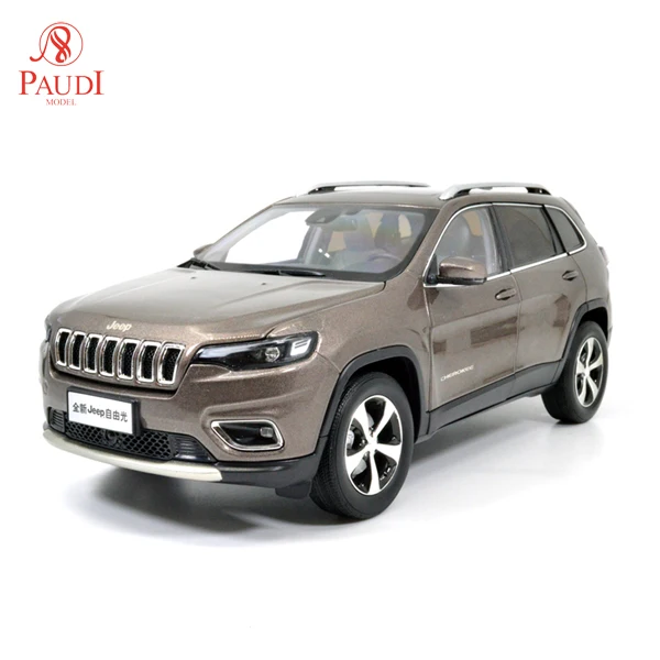 1/18 1:18 Новинка Cherokee коричневая литая модель автомобиля Игрушечная модель автомобиля открываются двери - Цвет: Brown