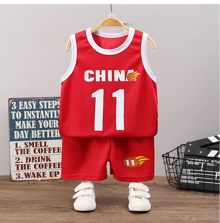 Boys And Girls Outdoor Sports Clothing Summer Children Tracksuit 9m-8y Kids Wear Set Trend Football Suit New