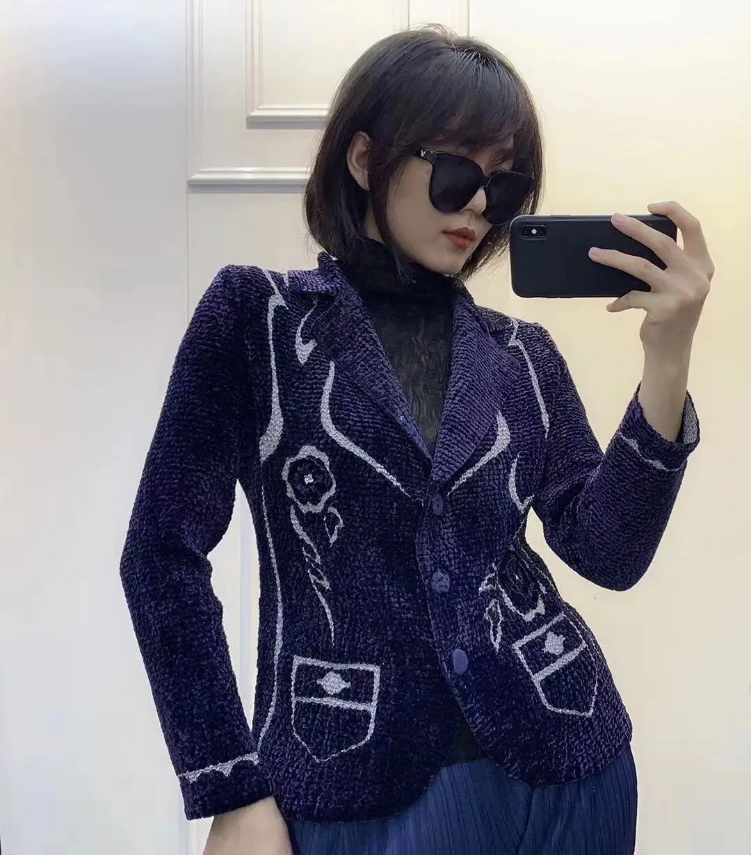 Горячая Miyake fold бархатное модное пальто с длинными рукавами и принтом, однобортное пальто с отложным воротником