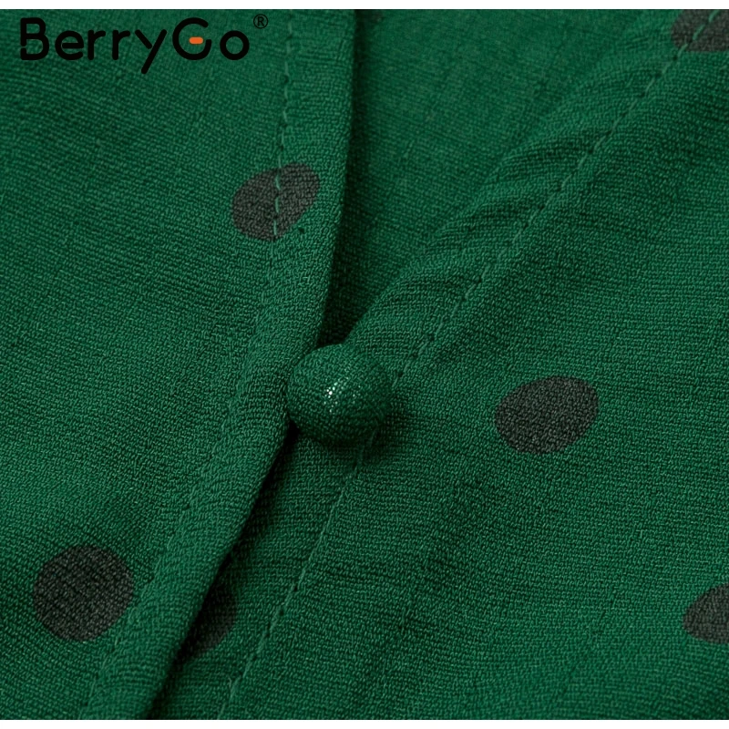 BerryGo, элегантная женская блузка в горошек с пуговицами, рубашка с рюшами, v-образный вырез, Женский Топ, Осень-зима, рукав-фонарик, офисные женские блузки