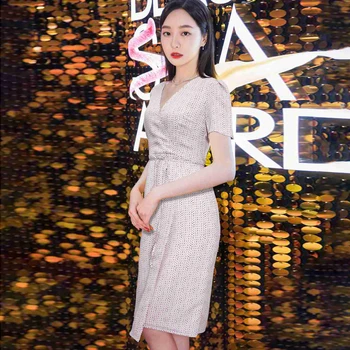 

Summer 2020 New Style Sexy V-Neck Short Sleeve Belt Print Floral Retro Elegant Temperament Dress Women'S Wear High Quality