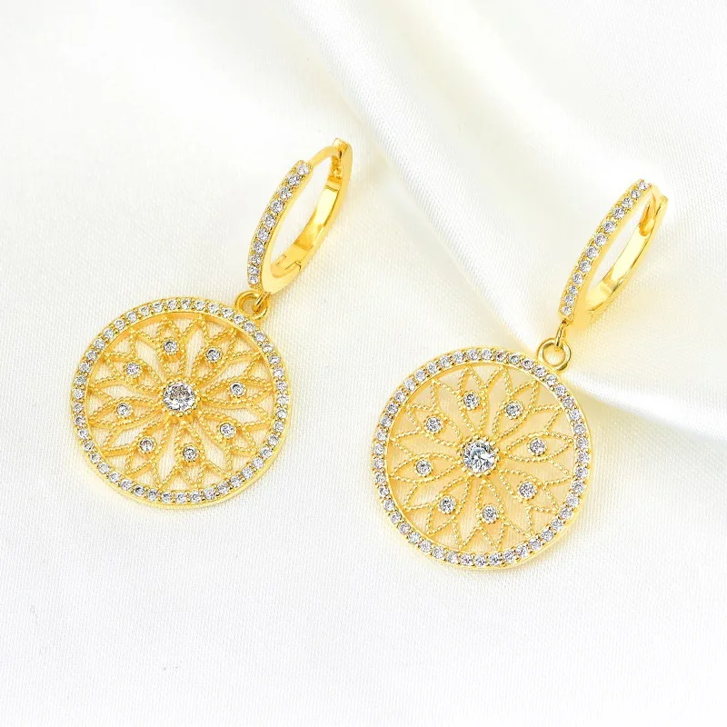 

LK 2019 new dream catcher earrings S925 silver needle hypoallergenic net red personality wild lady temperament earrings