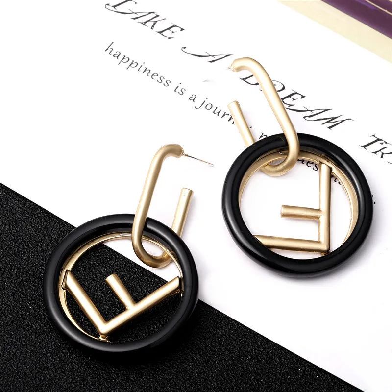 Black S925 Серебряная игла новые F серьги очарование женский темперамент личности дикие длинные шпильки серьги простые серьги большие серьги - Окраска металла: Black