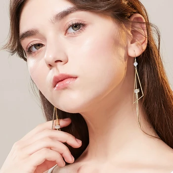 

Triangular Geometry Long Tassel Earrings New Fashion Girl Temperament South Korea Cat Eyes Stone Earrings