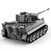 925pcs Building Blocks RC Tank ToyHigh Simulation RC Assembly Military Tank Brick Weapon Kid intelligence Learn toy For Boy Gift 6