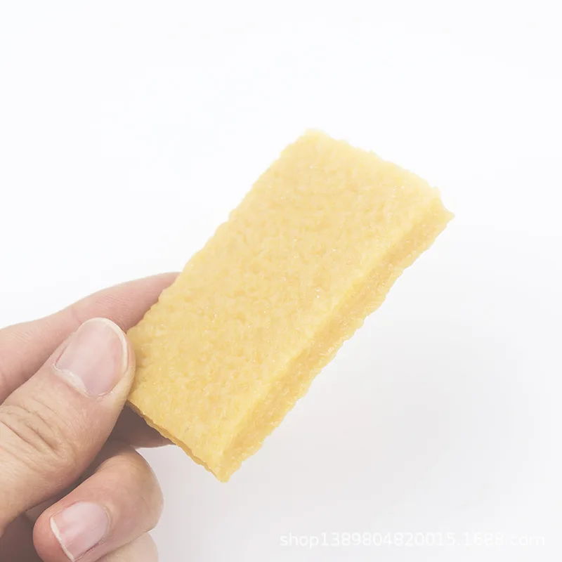 13830747712_1576923077