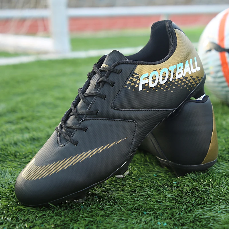 football shoes black Лев крик футбольная обувь профессиональные футбольные бутсы дети мужчины krampon futbol orjinal Открытый футбольные кроссовки ayakkabi Размер 47 - Цвет: football shoes black