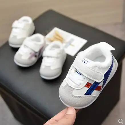 Зимняя детская обувь для малышей 0-1-2 лет с мягкой нескользящей подошвой; бархатная детская хлопковая белая обувь