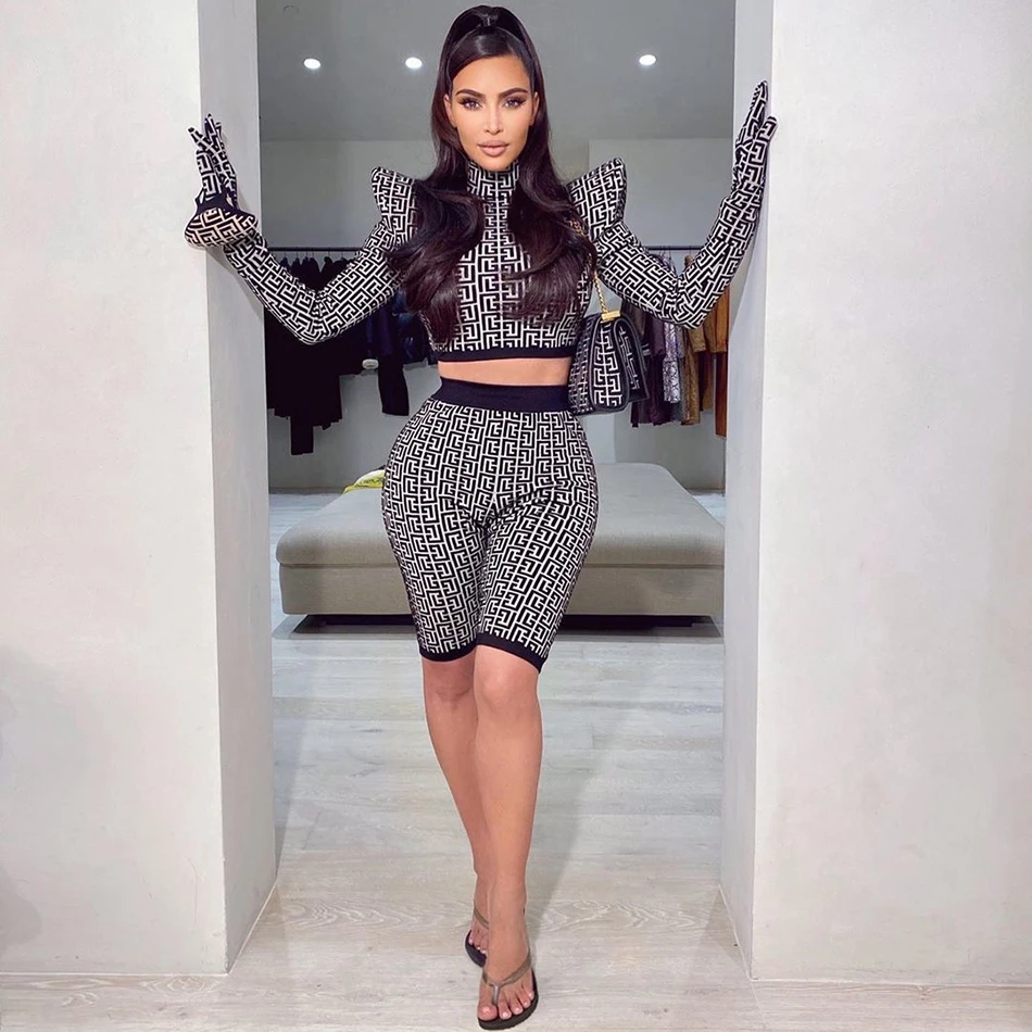 Белый день знаменитости Ким Kardashian2020 Новый Круглый воротник смесь печати туго для