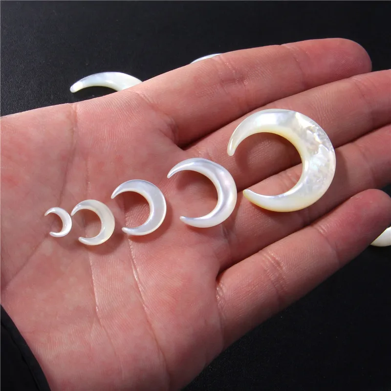 

Moon Crescent Charms Natural Shell Beads Horns Pendant White Mother of Pearl Beads Shell Charm For DIY Jewelry Making Necklace