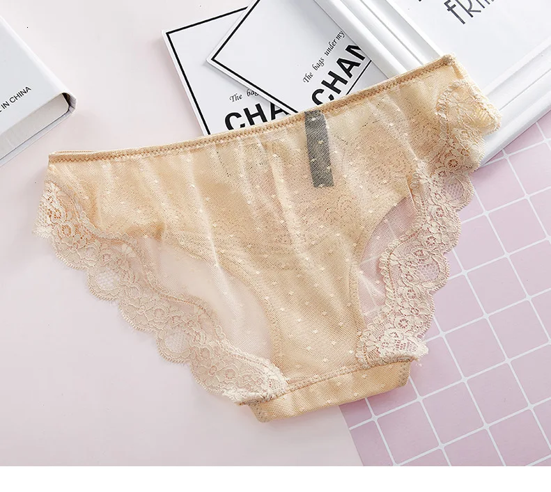Hollow Out Briefs Low Waisted Women Underpants Girl Ventilation Sexy Gauze Lace Edge Panties