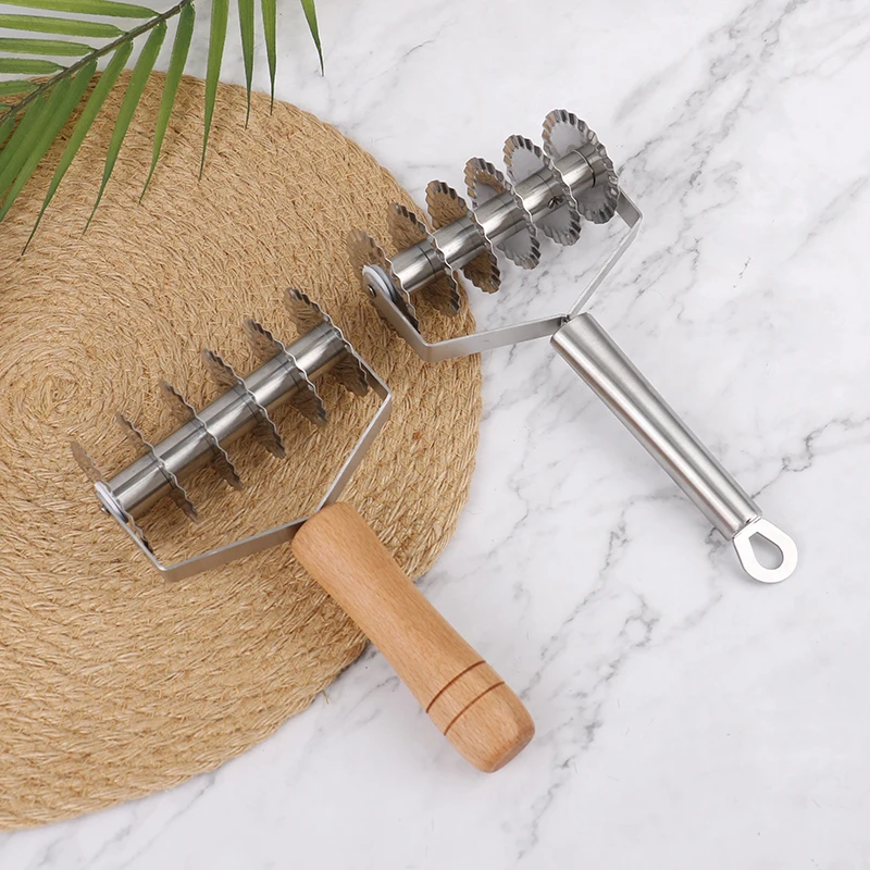 1pcs Pressing Machine Non-slip Handle Kitchen Gadgets oodle Section Shallot Cutter Spaetzle Makers Noodles Cut Knife Manual n