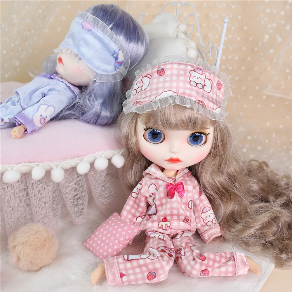 Neo Blythe Doll Nightwear with Sleep Mask 1