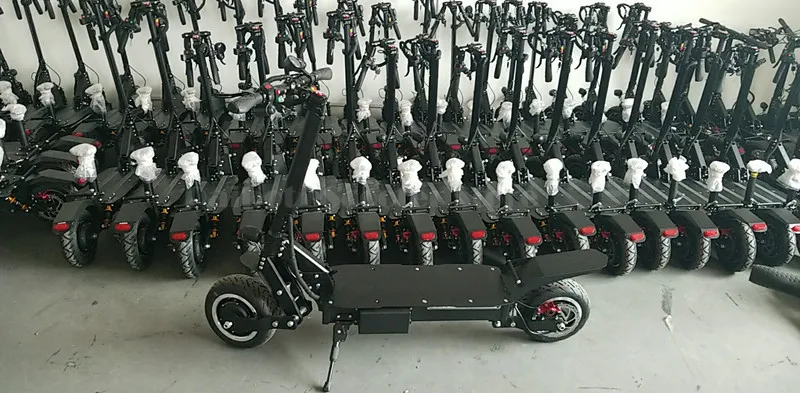 Daibot Powerful Kick Scooter Two Wheel Electric Scooters 11 Inch Double Drive 1600W Electric Scooter 60V  For Adults With Seat   (1)